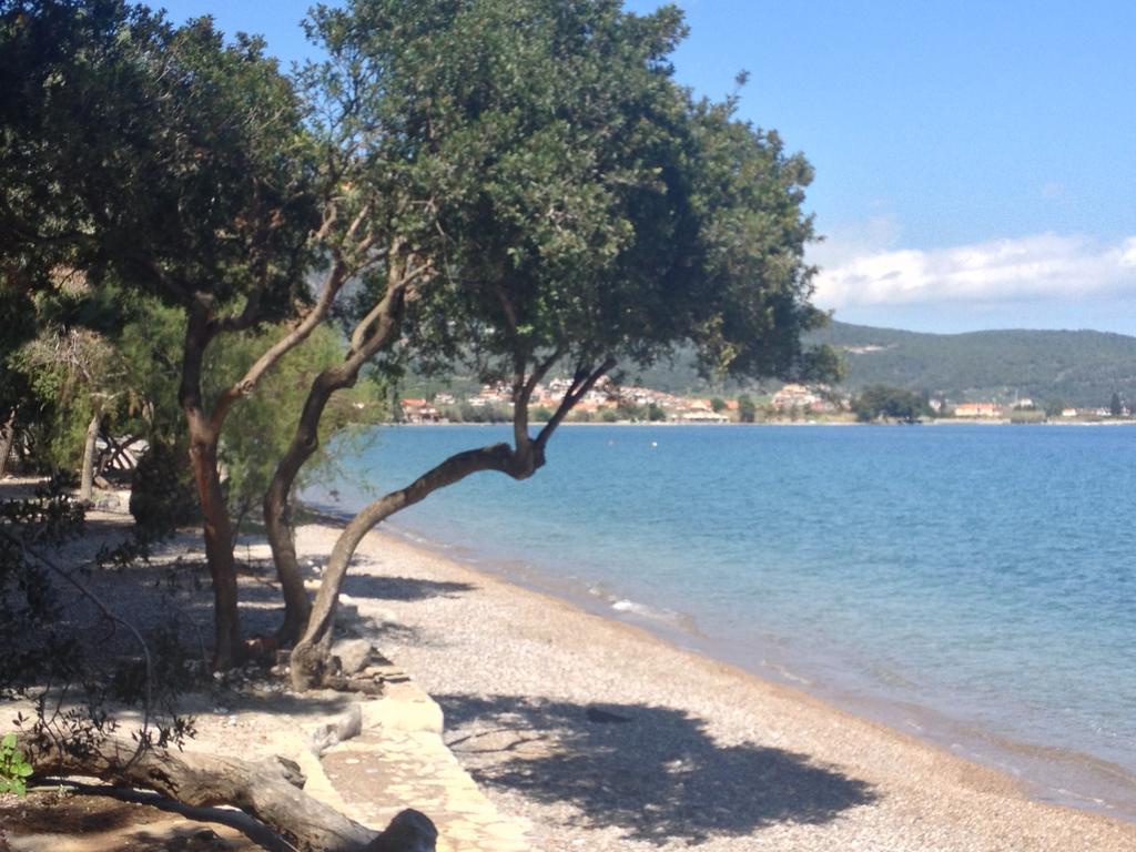 Yialasi Hotel Epidaurus Eksteriør billede